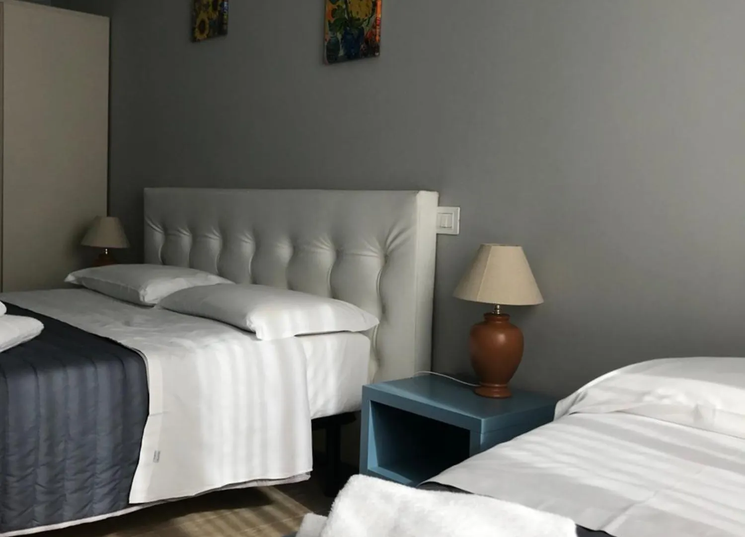 Camere Girasole Lazise 2*,  Italia