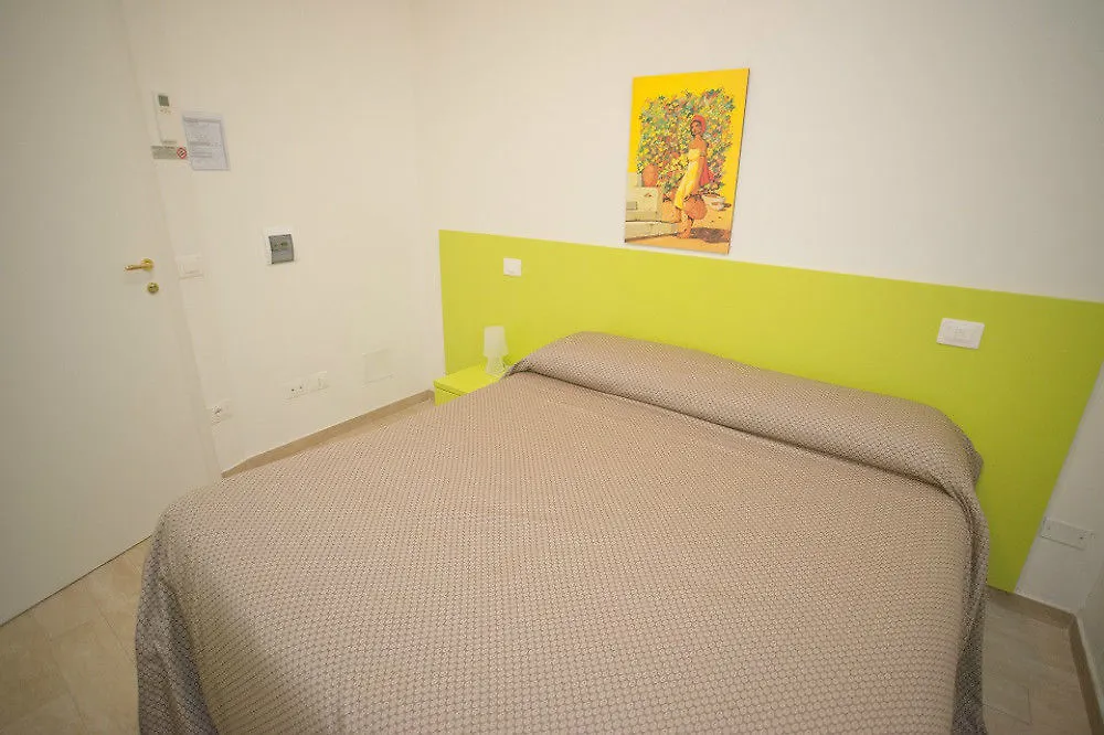 Camere Girasole Lazise
