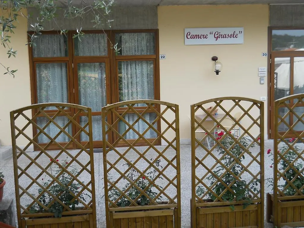Camere Girasole Lazise Bed & Breakfast